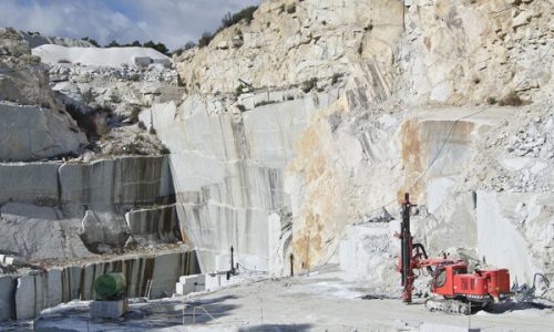 GRANITE-MINNING-FROM-QUARRIES